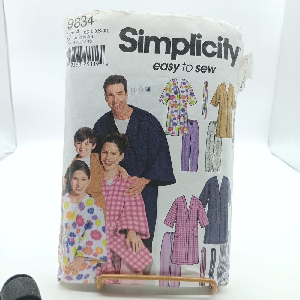 Simplicity 9834 Vintage Sewing Pattern For Adults & Teens Pajamas XS-S-M-L-XL